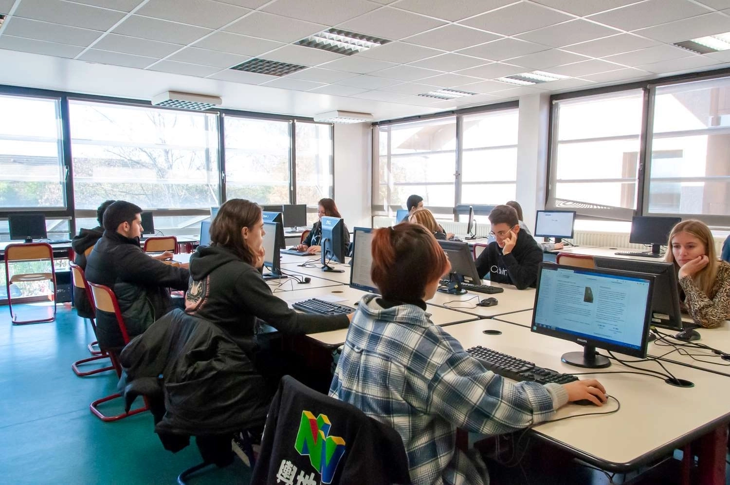 salle-informatique-mfr-annecy-copie